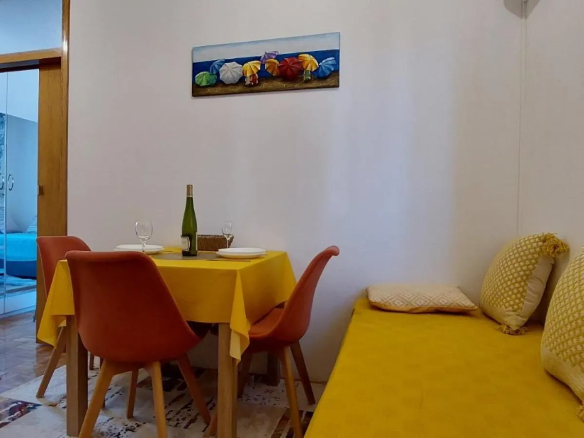 Apartment Roko - 150 M From The Beach Crikvenica