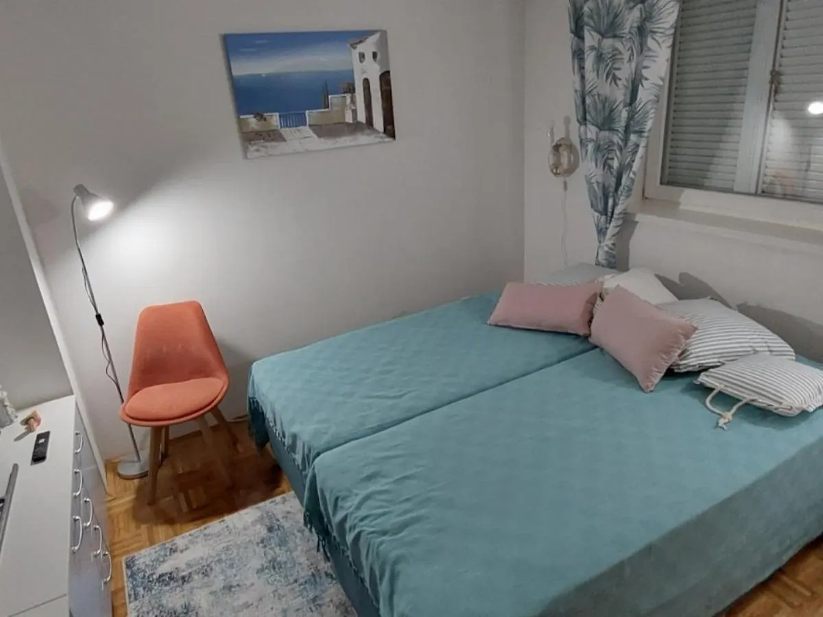 Apartment Roko - 150 M From The Beach Crikvenica